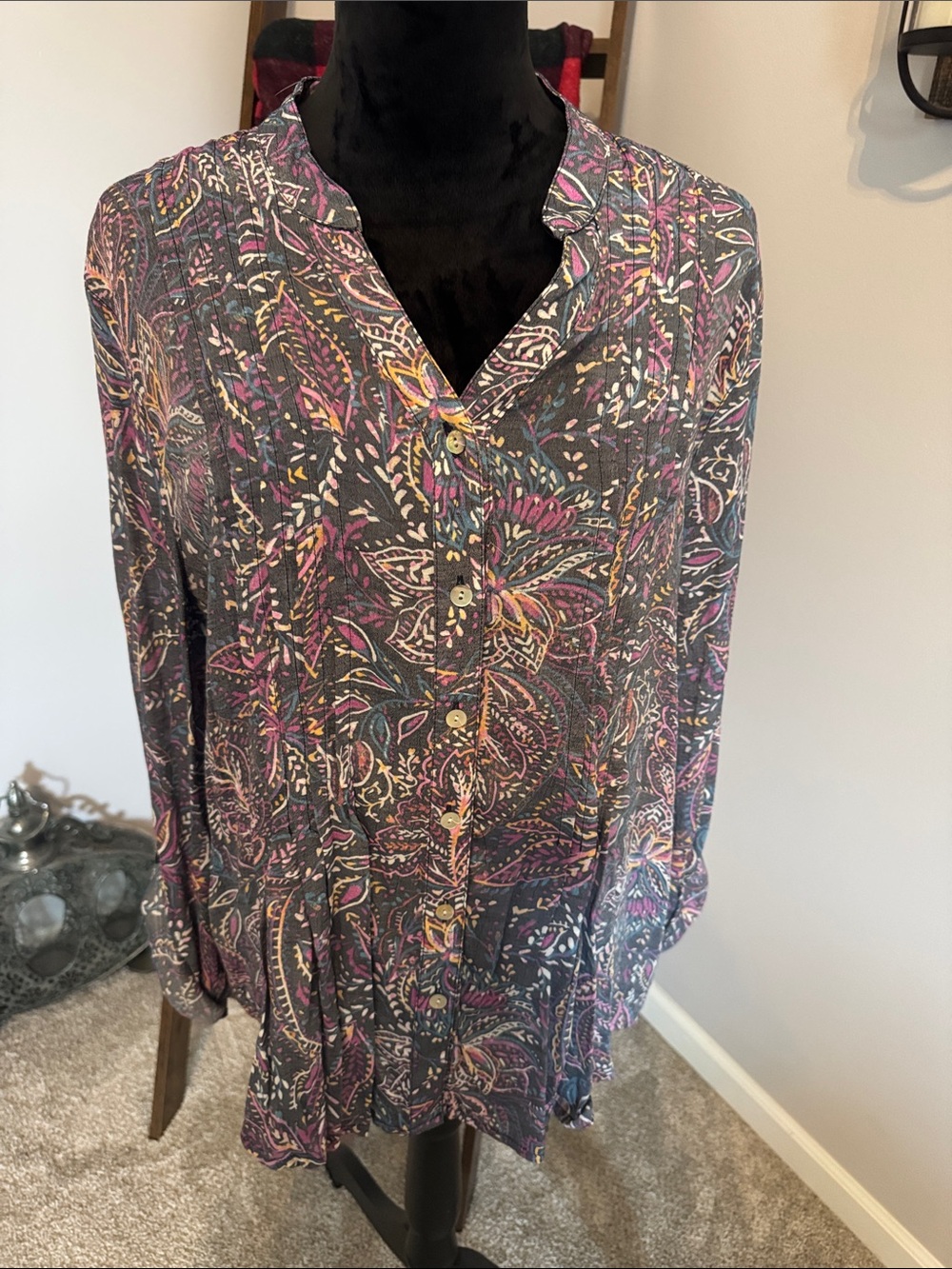 Ruby Rd. Gray Multicolor Paisley Button-Front Tunic - Picture 4 of 7